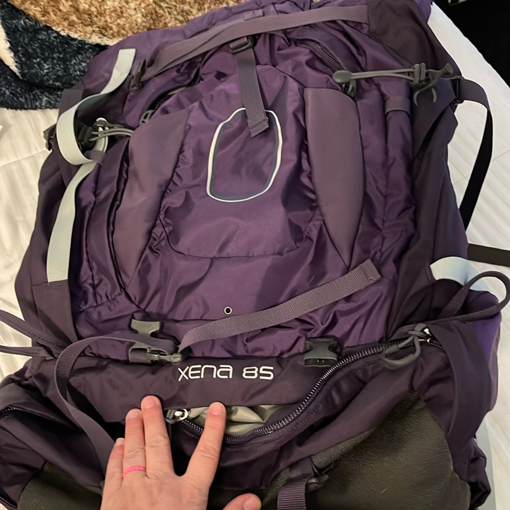 Womens Osprey xena 85. Used. Great condition size XS